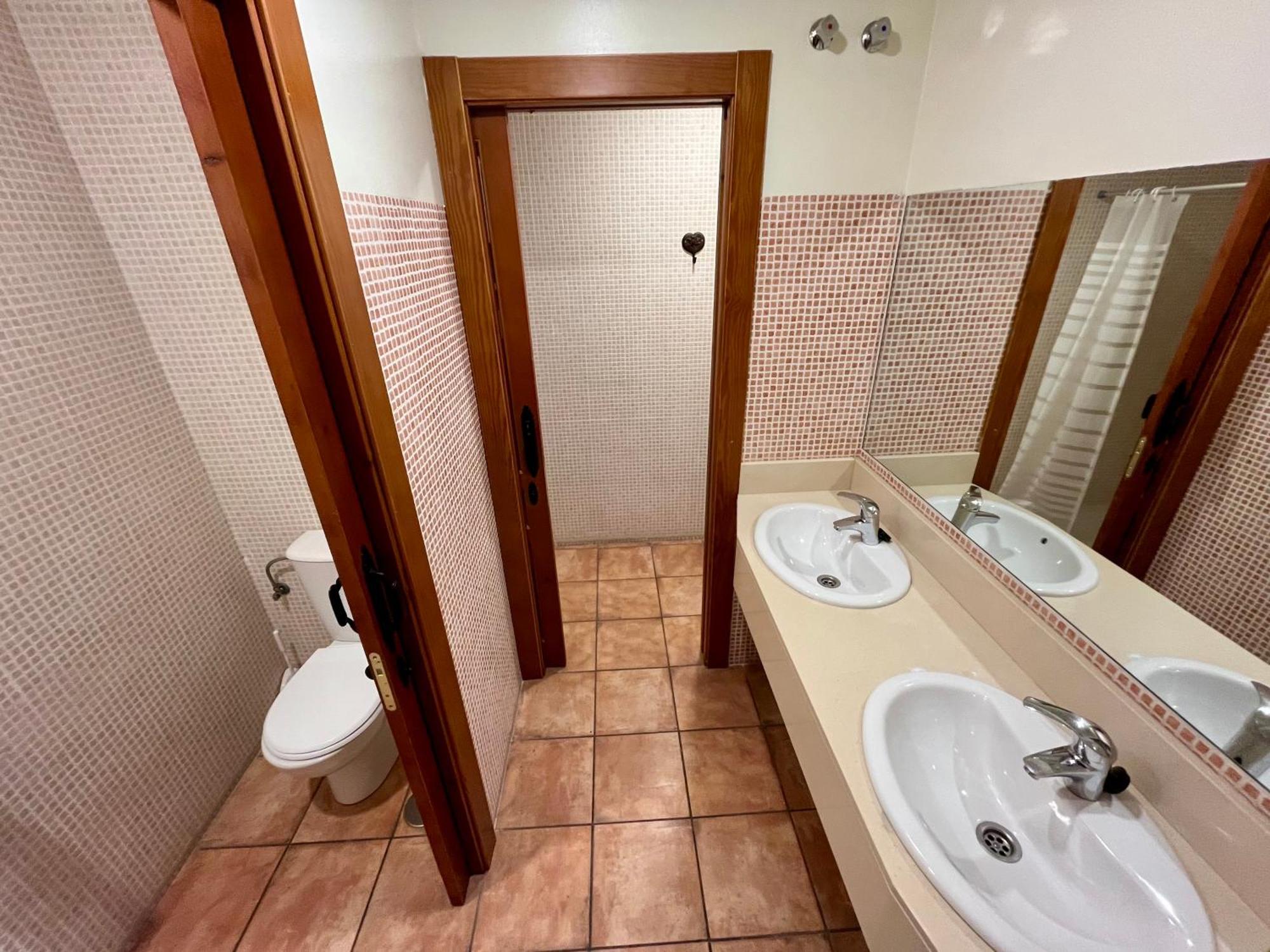 Lotila Flats Cuirgu Aparthotel Felechosa Exterior photo